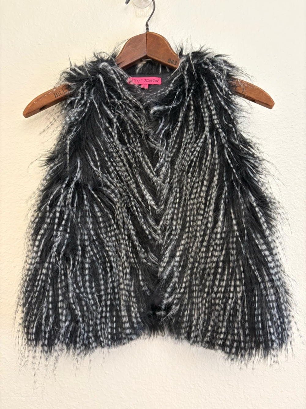 Betsey Johnson Girls Faux Fur Vest Black White Open Front Size 6 Statement Vest